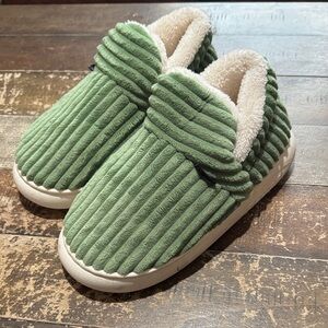 Pluffi Green Slippers